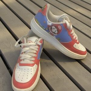 MARIO Sneakers